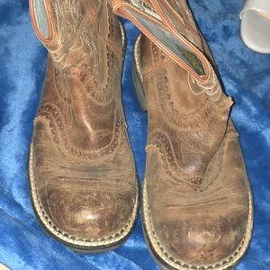 Ariats western boots